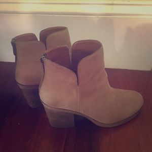 Lucky Brand Orsann ankle boots